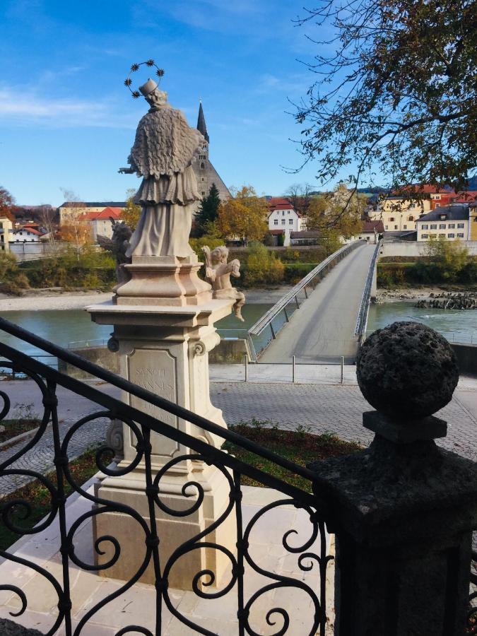Ferienwohnung An Der Romantischen Salzachschleife Naehe Salzburg ラウフェン エクステリア 写真
