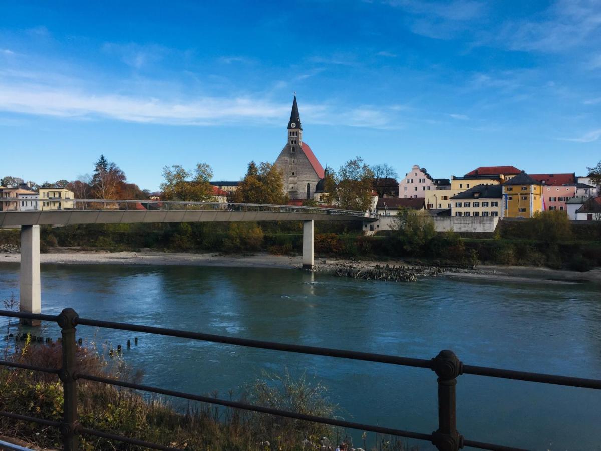 Ferienwohnung An Der Romantischen Salzachschleife Naehe Salzburg ラウフェン エクステリア 写真