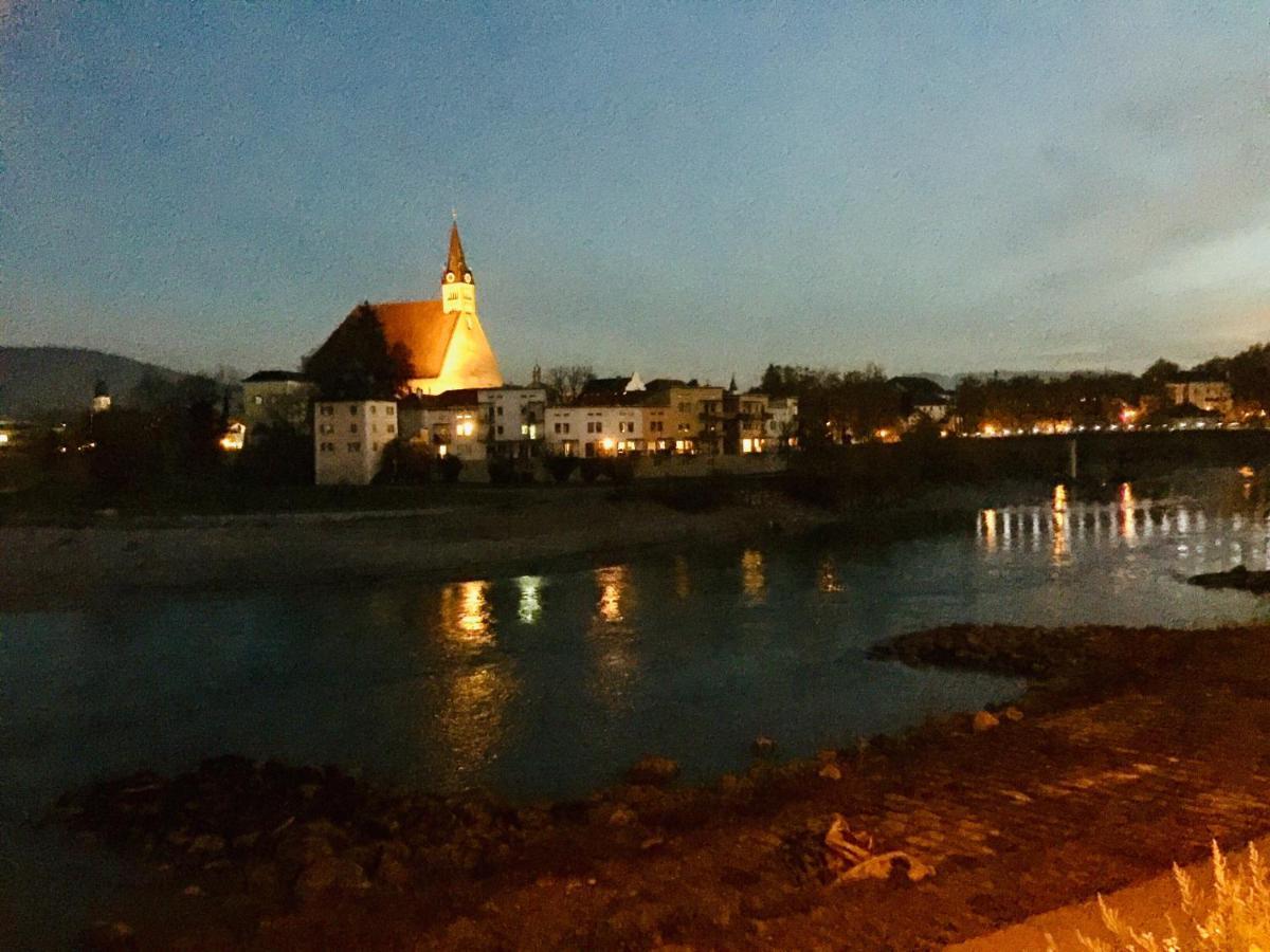 Ferienwohnung An Der Romantischen Salzachschleife Naehe Salzburg ラウフェン エクステリア 写真