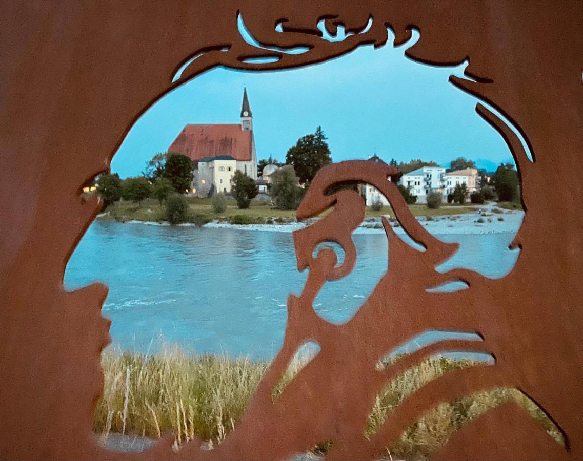 Ferienwohnung An Der Romantischen Salzachschleife Naehe Salzburg ラウフェン エクステリア 写真