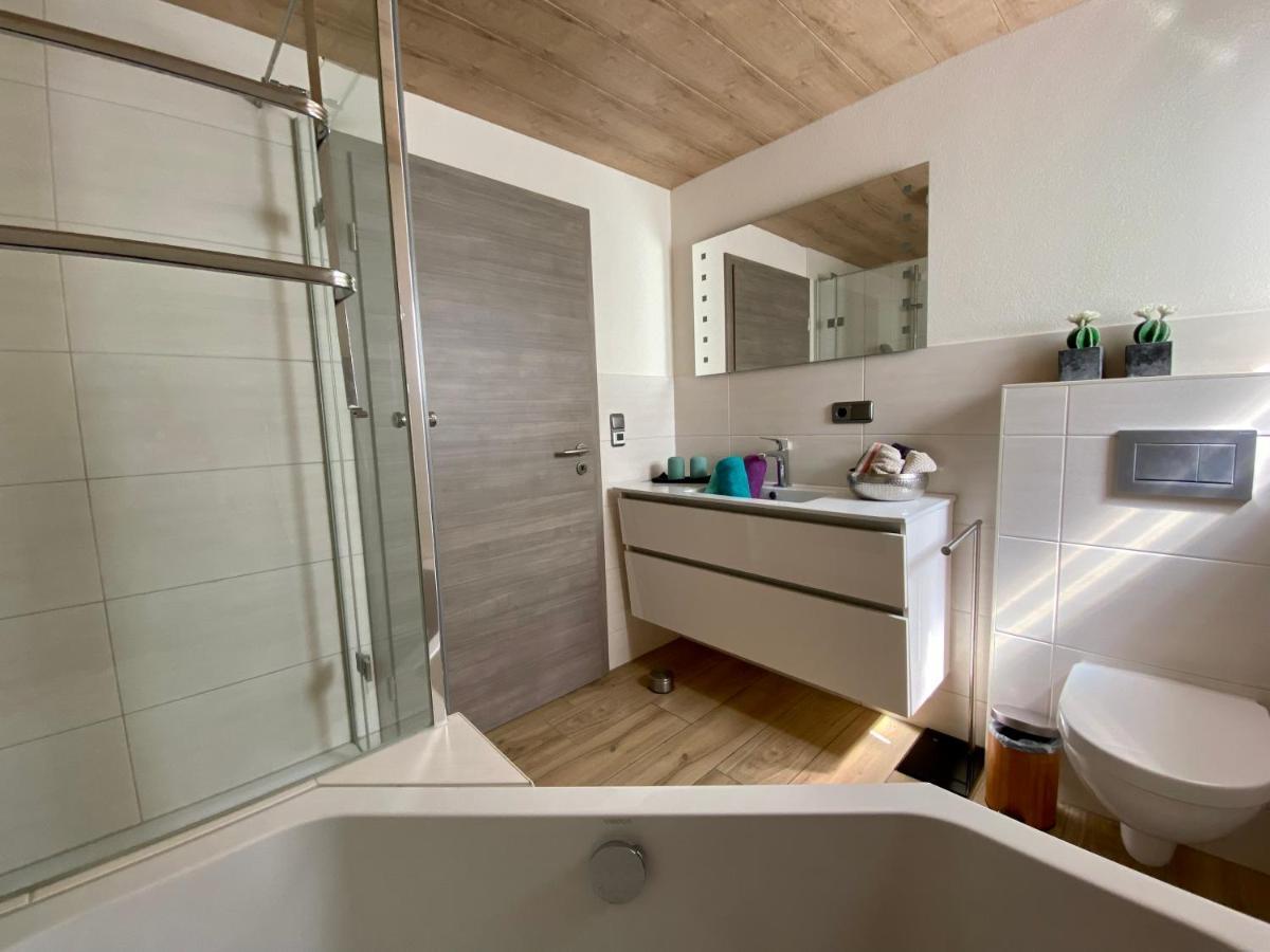 Ferienwohnung An Der Romantischen Salzachschleife Naehe Salzburg ラウフェン エクステリア 写真